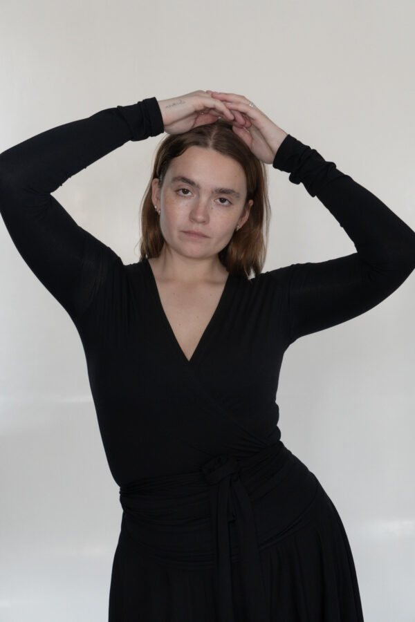 Essential 02